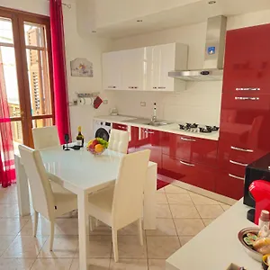  Apartment Casa Di Molly Al Centro Di Italien