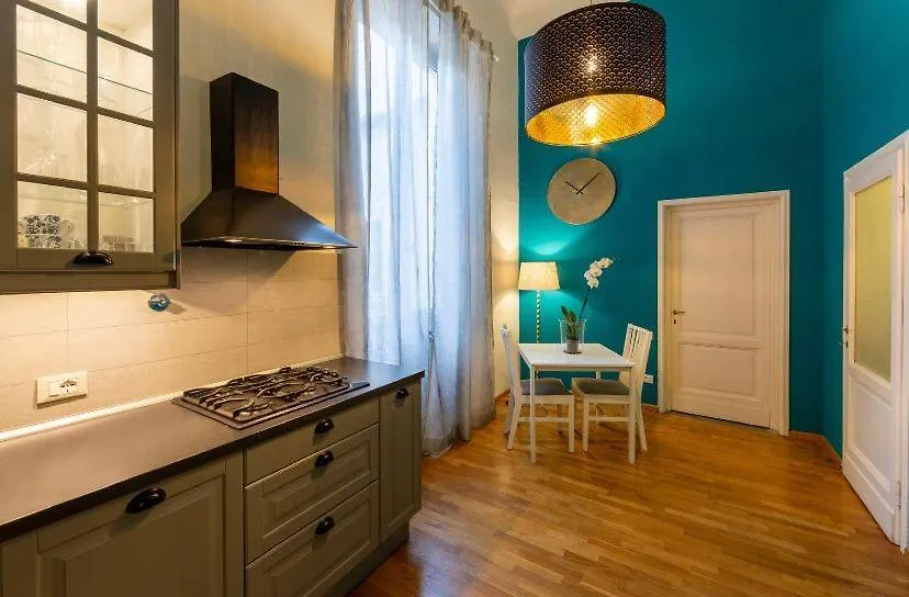 Flamingo Florence Suite